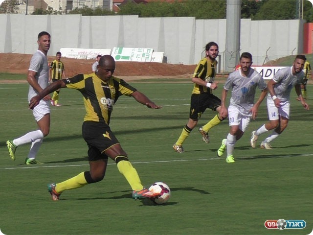 דוס סנטוס. לא היה מרוכז (שקד מורג)